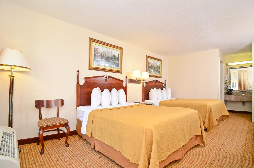 Stayapt Suites Alexandria-Fort Belvoir Room photo
