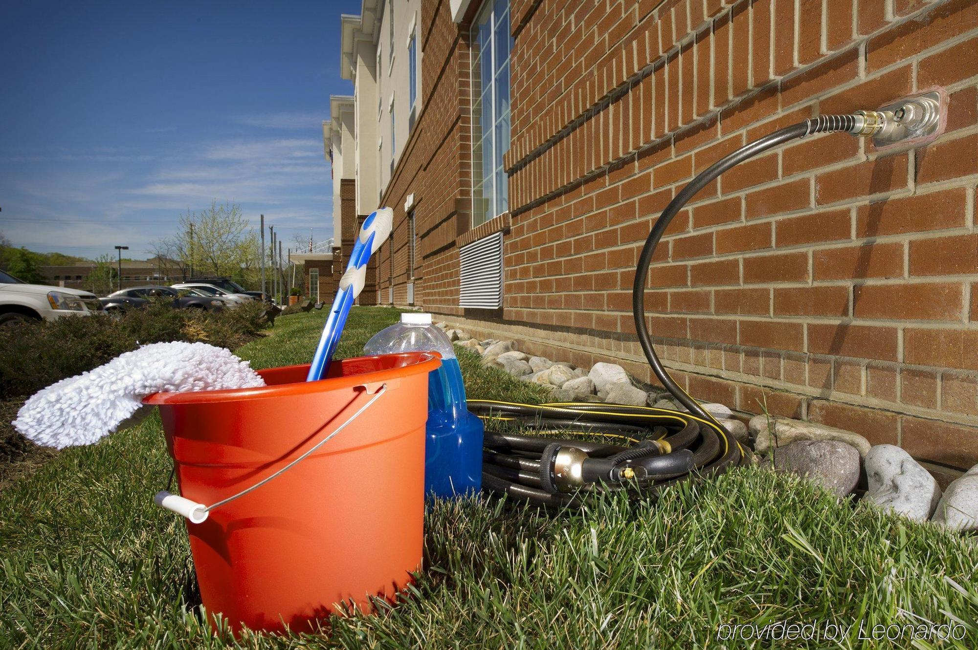 Stayapt Suites Alexandria-Fort Belvoir Exterior photo