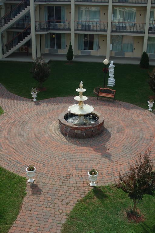 Stayapt Suites Alexandria-Fort Belvoir Exterior photo